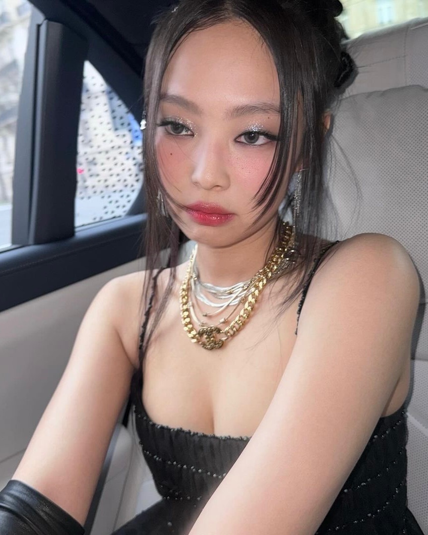 jennie pics tweet media