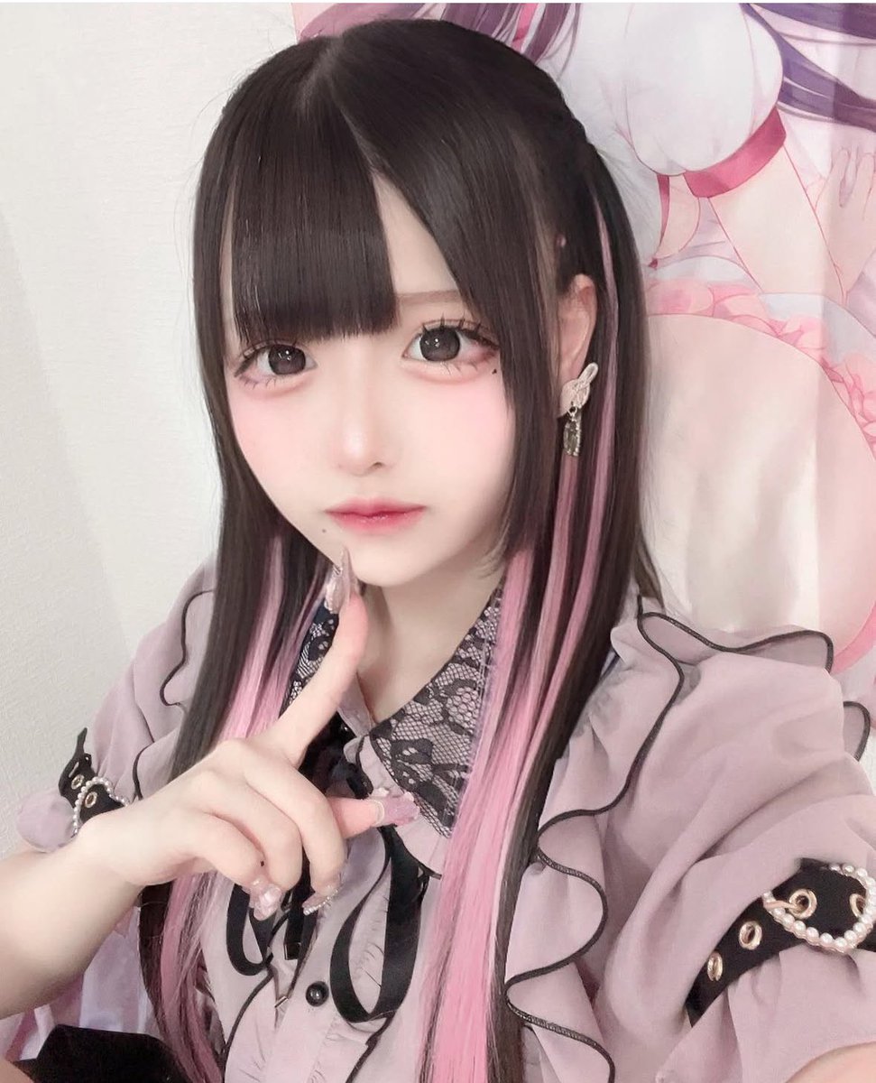 顔面 tweet media