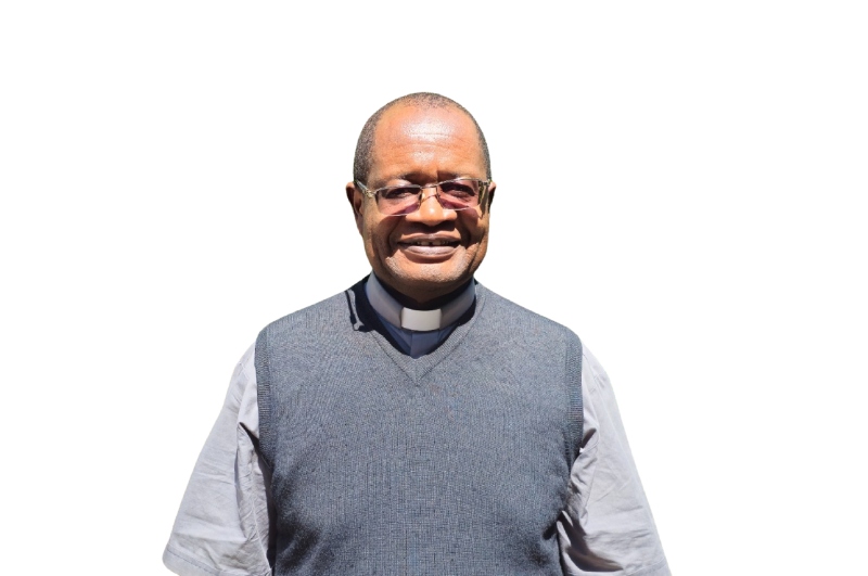 JesuitsAfrica's tweet photo. The Holy Father has appointed the Reverend Father Joseph Samedi, S.J., until now director of the Pope Francis School Complex and superior of the Society of Jesus in Bangui, as coadjutor archbishop of Bangui, Central African Republic. #AMDG https://t.co/USq4q73LpC