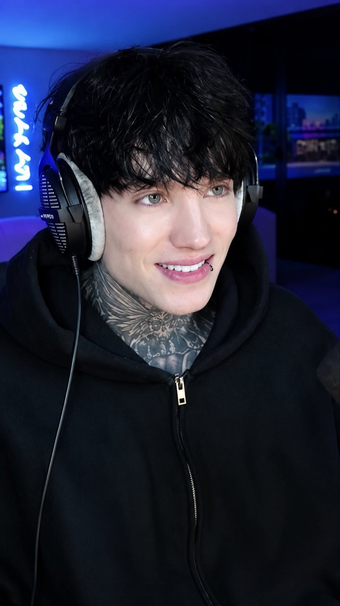 𝒜𝓃𝑔𝒾𝑒 𝑅𝒾𝒸𝑜 tweet media