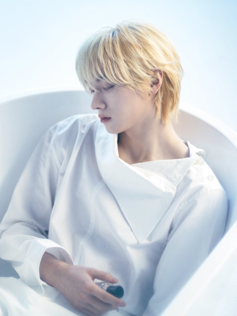 비비앙 Official tweet media