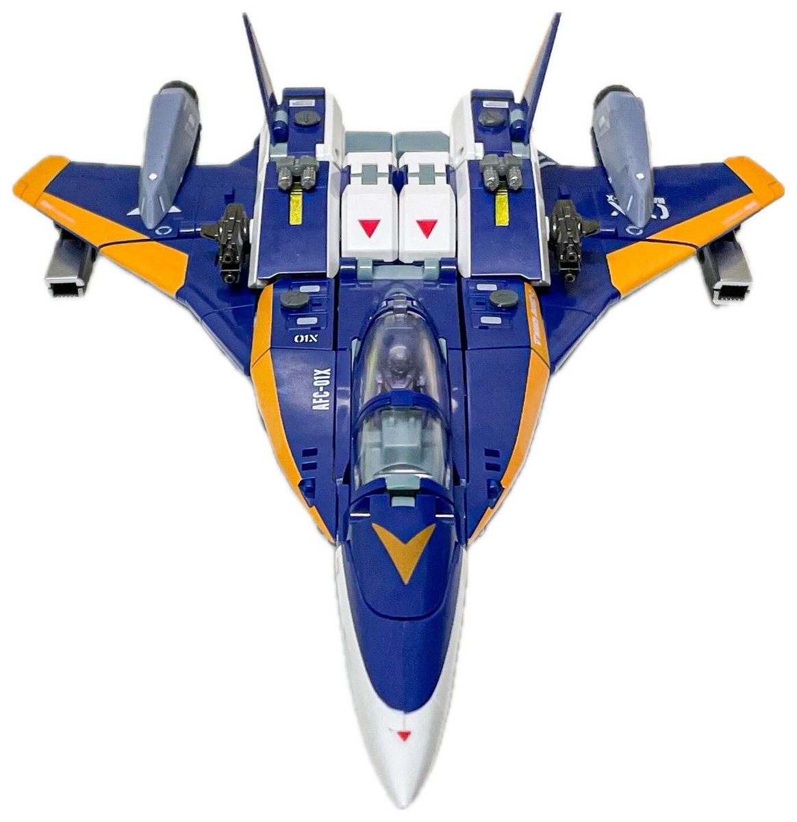Garvy2022's tweet photo. Legioss omega equipped with boosters

#Diaclone
#ダイアクロン https://t.co/uCjfKKxQ92