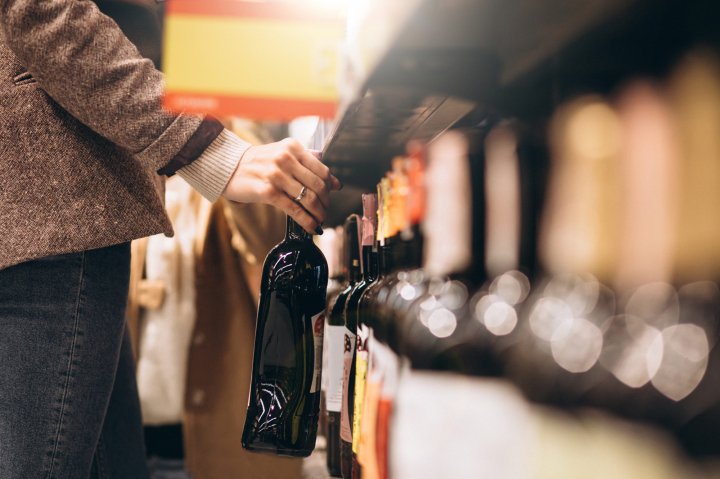 New Retail tweet media