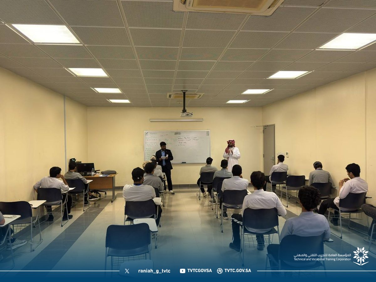 tvtc_g_raniah's tweet photo. التدريب ||

جانب من سير العملية التدريبية لأسبوع التدريبي الرابع عشر خلال الفصل التدريبي الثاني.

#التدريب_التقني
#tvtc_makkah https://t.co/2Hc0aD9iKd
