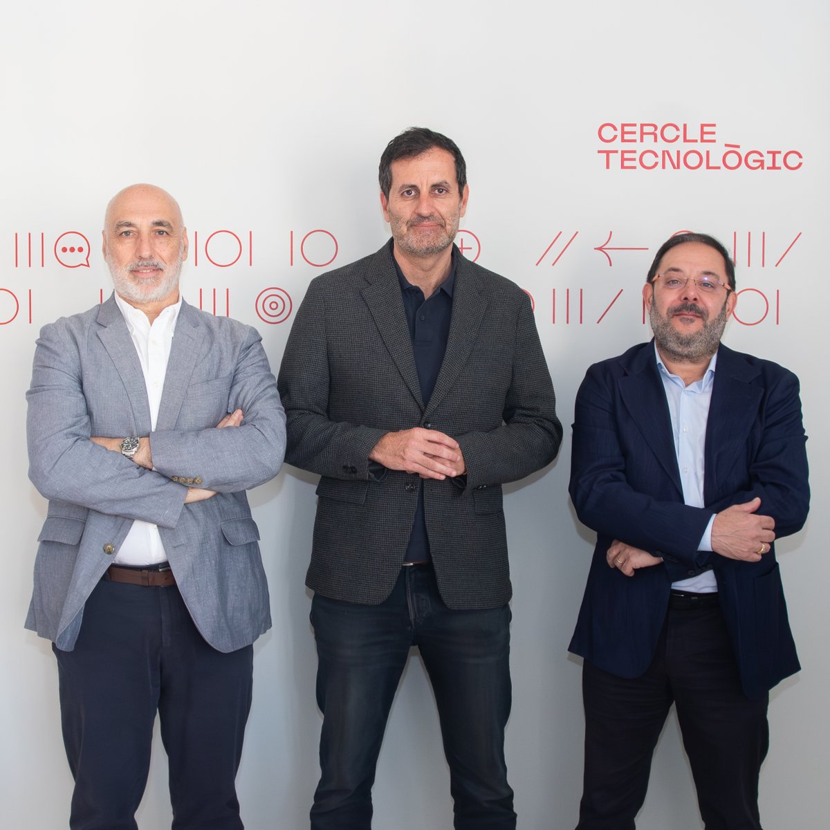 C_Tecnologic's tweet photo. 👏@Zemsania  entra a formar part del Cercle Tecnològic!

Zemsania és un grup tecnològic multinacional especialitzat en solucions digitals i serveis de talent TIC & Digital. Ajuda les organitzacions a ser més competitives a través de la seva experiència en transformació, innovació i modernització digital, amb solucions flexibles adaptades a cada client.

Amb més de 22 anys d’experiència, @Zemsania acompanya els seus clients en tot el cicle de vida dels projectes tecnològics. Des de l’assessorament fins a la implementació i el suport continu, actua com a partner tecnològic de confiança en àmbits com la digitalització de processos, l’automatització, la intel·ligència artificial i el data analytics.

L'acord de col·laboració té com a objectiu compartir coneixements i experiències en la transformació digital, afavorint la innovació al territori i contribuint a consolidar Catalunya com un hub internacional de referència en tecnologia i digitalització.

🤝Han formalitzat l'acord el director del Cercle Tecnològic, Xavier Sellarès, i el CEO de Zemsania, Guillem Pérez.