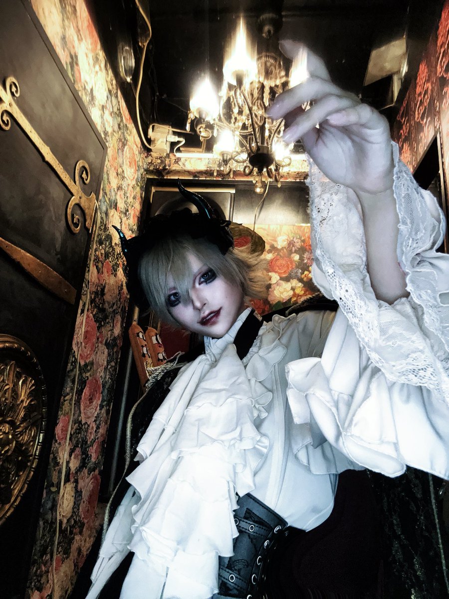 okav.com | 德古拉 Dracula.fze