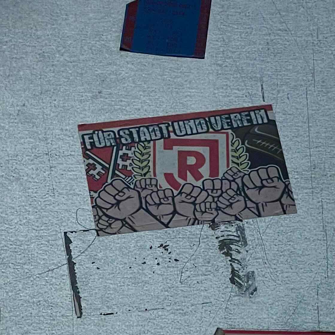 Sticker Hunter tweet media