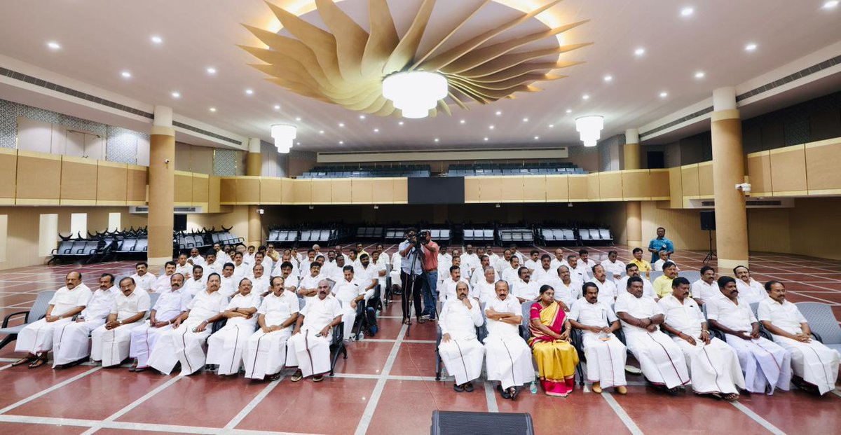 DMK tweet media