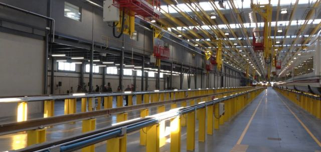 RevistaViaLibre's tweet photo. Renfe recurre ante la Audiencia Nacional la obligación de abrir sus talleres a operadores competidores

Tras la decisión de la CNMC de exigir a Renfe la apertura de su base de mantenimiento de La Sagra a Iryo

https://t.co/VamW7LrqQy https://t.co/v0HVOGi6Ci