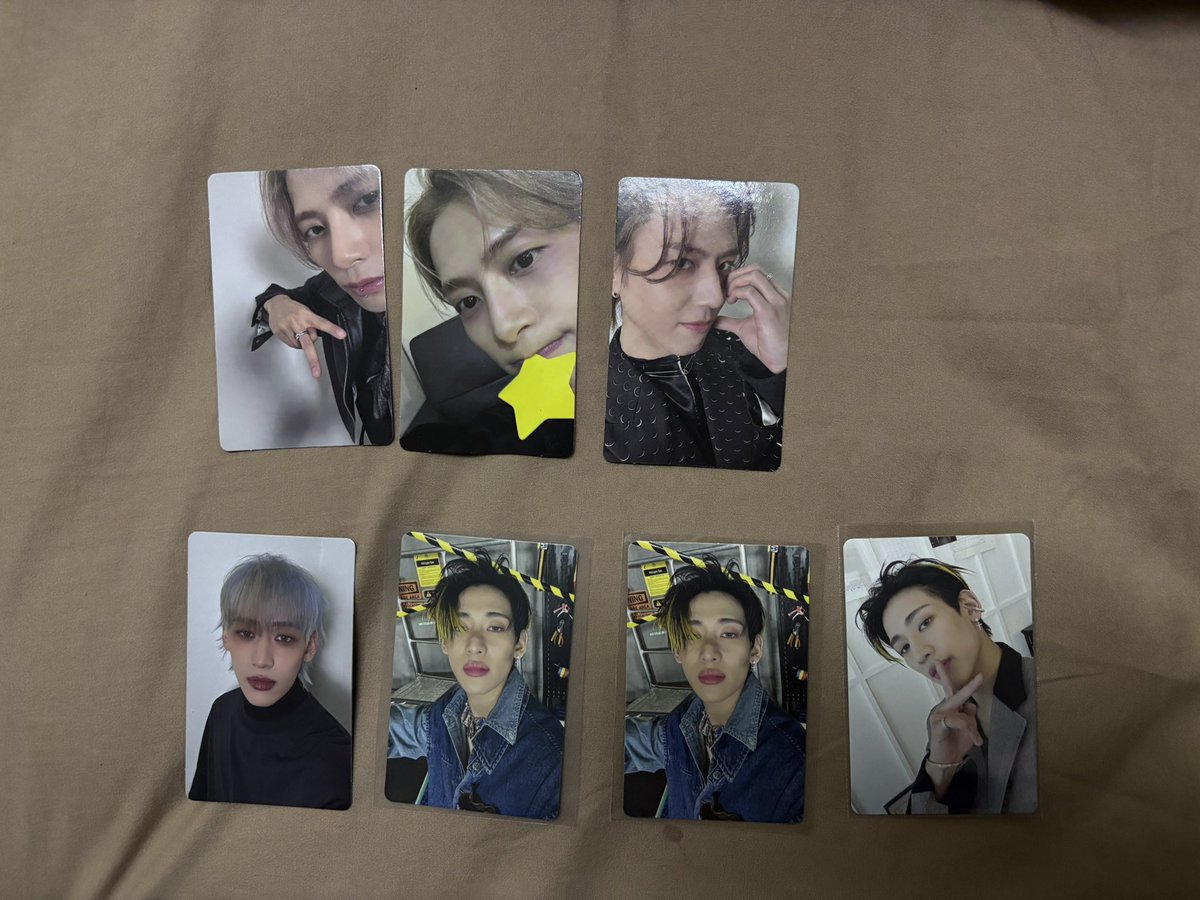 defmandoo's tweet photo. Any Malaysian ahgase yg pergi event ni wanted to adopt (buy) my extra Jay B solo pc and Got7 pc? 

Mohlah DM. Rege mur2 je.

Yg tak dpt pergi and nak beli juga do DM me too. I can pos juga. https://t.co/SRtTWQKR8K