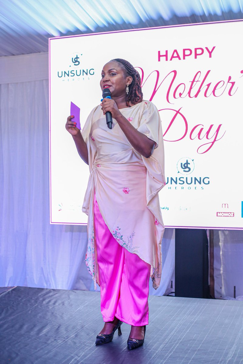 KinuaFoundation's tweet photo. Sometimes, we think changing a life requires millions, forgetting that 50k can completely transform the life of a mother. That small amount can help a mother start a small business, It can become the beginning of independence, dignity, and hope.@drahimbisibwej https://t.co/2p88NrbfFk