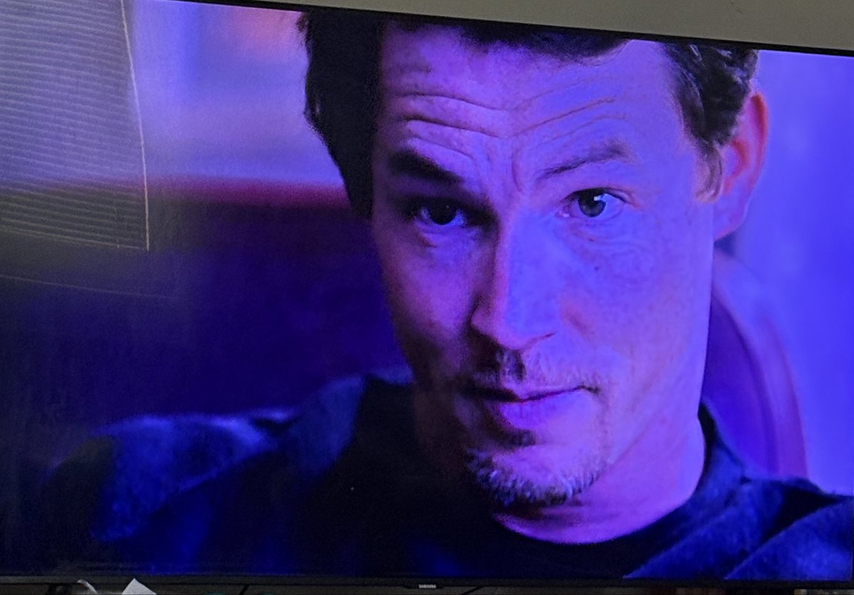 totalititty's tweet photo. rewatching criminal minds when i saw this handsome man anyone know his name? https://t.co/9TmnUYPL35