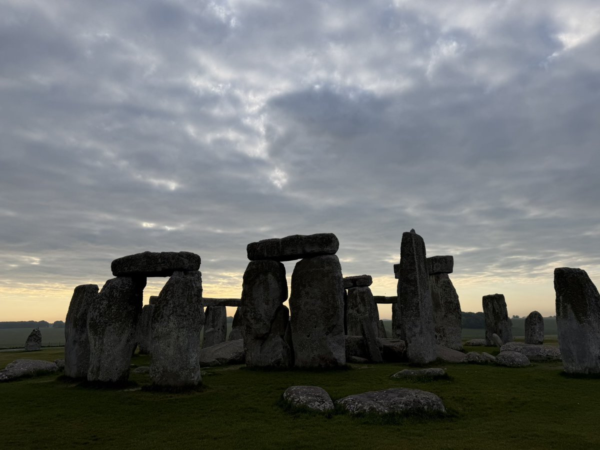 Stonehenge U.K tweet media