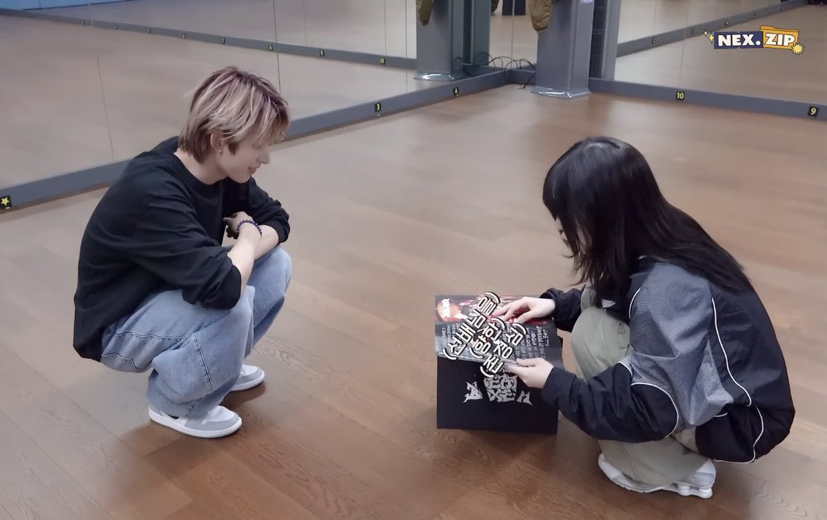 eIheartz's tweet photo. haloo teman-teman! help me decide a sidename untuk kapal bxg berondongku ini boleeh? tap tap poll yuk, opsi nya ada di thread bawah yaaw. selamat memilih dan thank youu <3 https://t.co/akX4OzDq5V