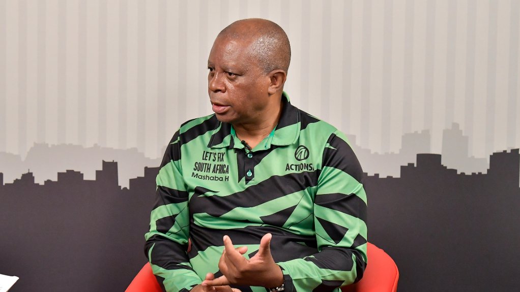 uSakhile kaMkhulunyelwa tweet media