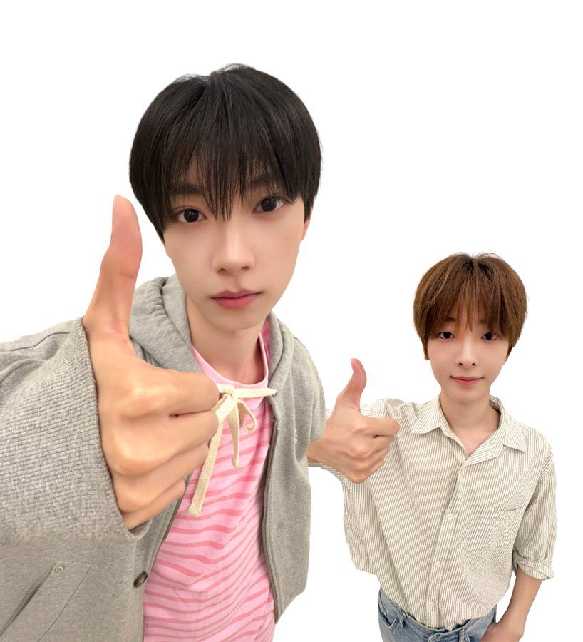 rest 쓖이 tweet media