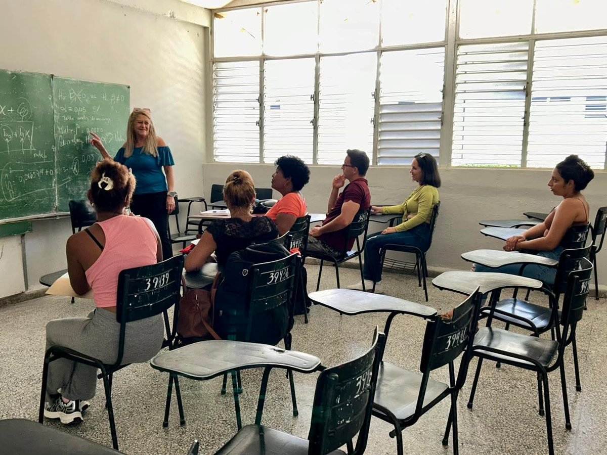 ucfgos's tweet photo. 📚 Durante la semana, estudiantes de las Facultad de Ingeniería, Facultad de Humanidades, Cultura Física, Facultad de Ciencias Económicas y la Facultad de Ciencias Sociales de la @ucfgos se han reincorporado a las aulas y áreas universitarias, dando continuidad a la docencia. https://t.co/DCzizGDURV