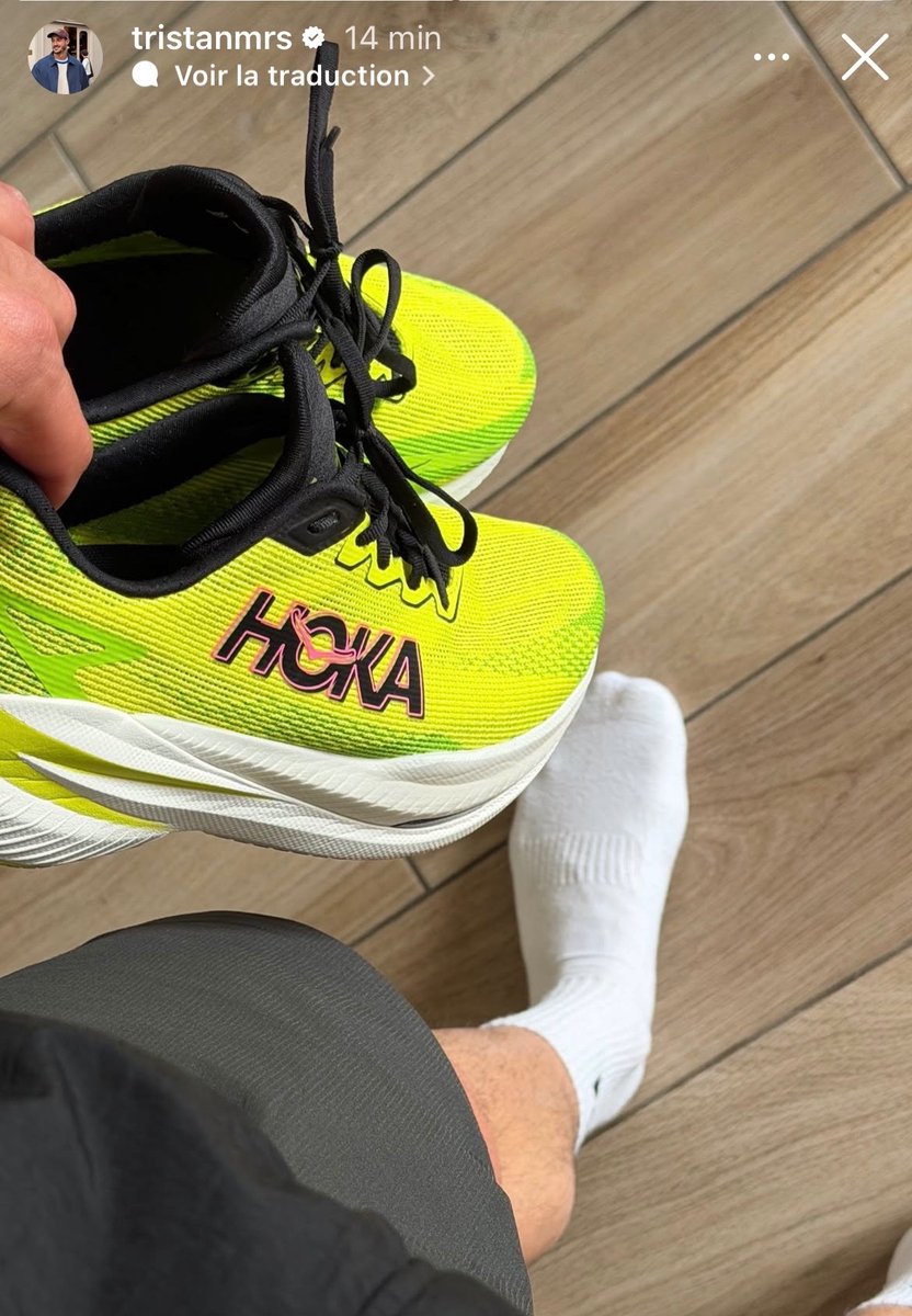 Feet&Bulge tweet media
