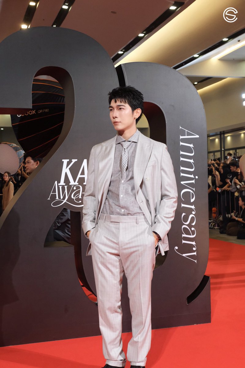 Suppasit Channel tweet media