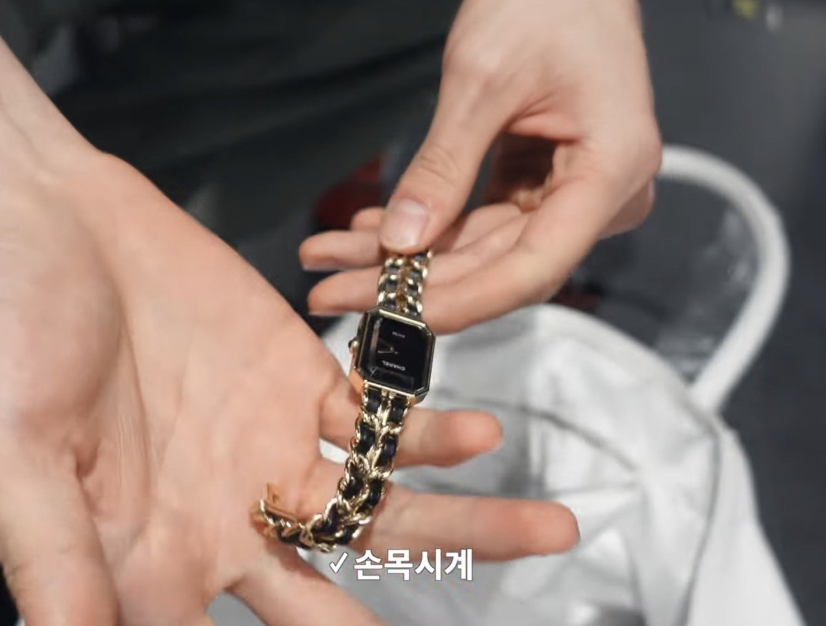 츄.. tweet media