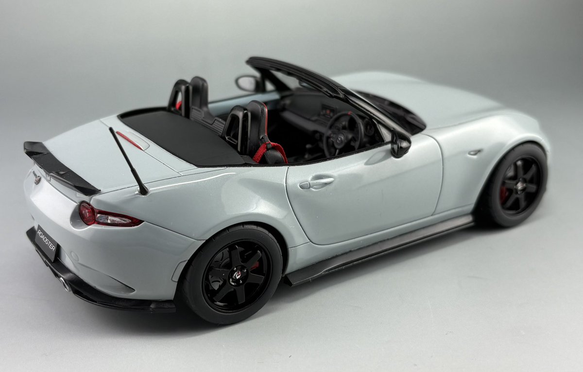 works_styles's tweet photo. TAMIYA 1/24 MAZDA SPRIT RACING ROADSTER 完成。

3Dスキャナーを活用した初作品。少々苦労しましたが、完成した姿を見たら導入して良かったと思っております。 https://t.co/qQA5G1nZDK