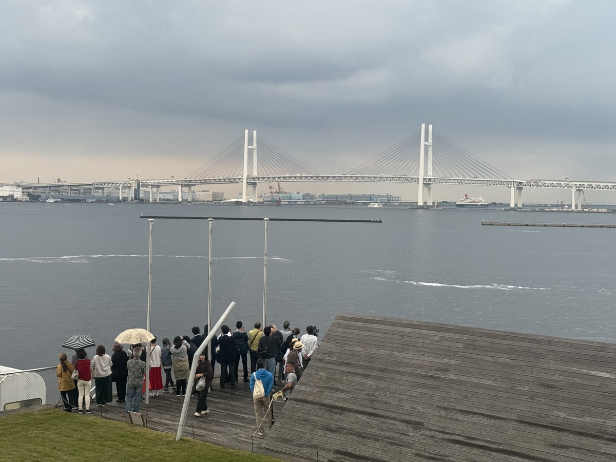 テス湖のテッシー tweet media