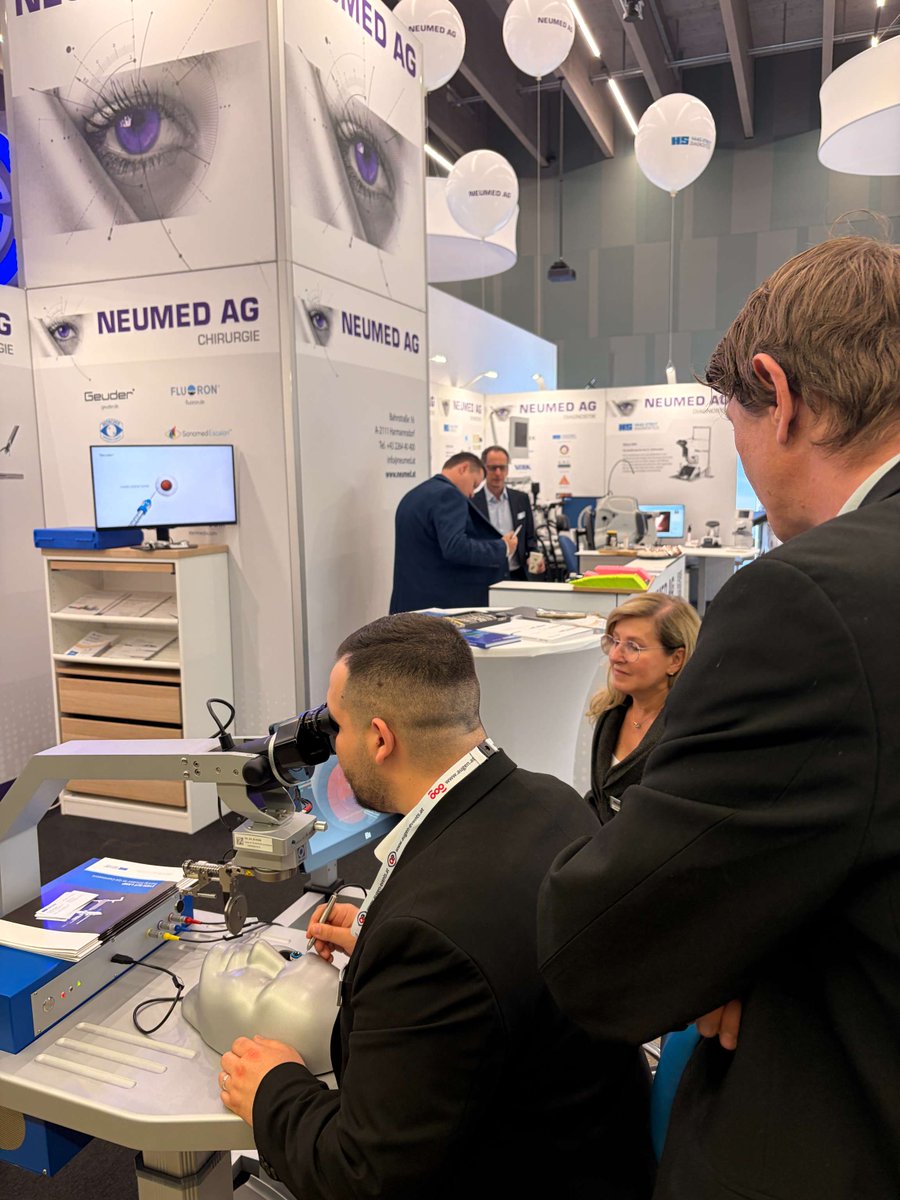 HSDiagnostics's tweet photo. Good day from #ÖOG! Visit our valued partner, Neumed, to learn how simulation can help trainees develop essential skills for posterior segment surgery. 

More: https://t.co/KKlG6Jzycc

#haagstreit #ÖOG2026 #ophthalmology #retina #retinasurgery #medicaltraining #Eyesi https://t.co/tG1RK7kpL2