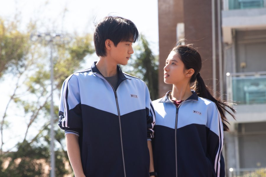 Zhang jing yi 张婧仪 tweet media