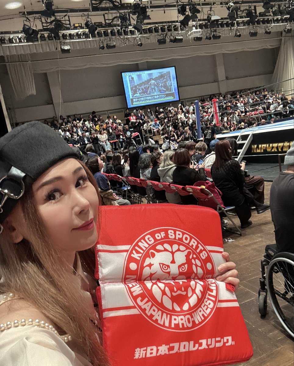 MiuYamazaki's tweet photo. 久しぶりに新日本プロレスっ✨
めちゃくちゃ楽しかった✨

#新日本プロレス https://t.co/OQR8ata9dc