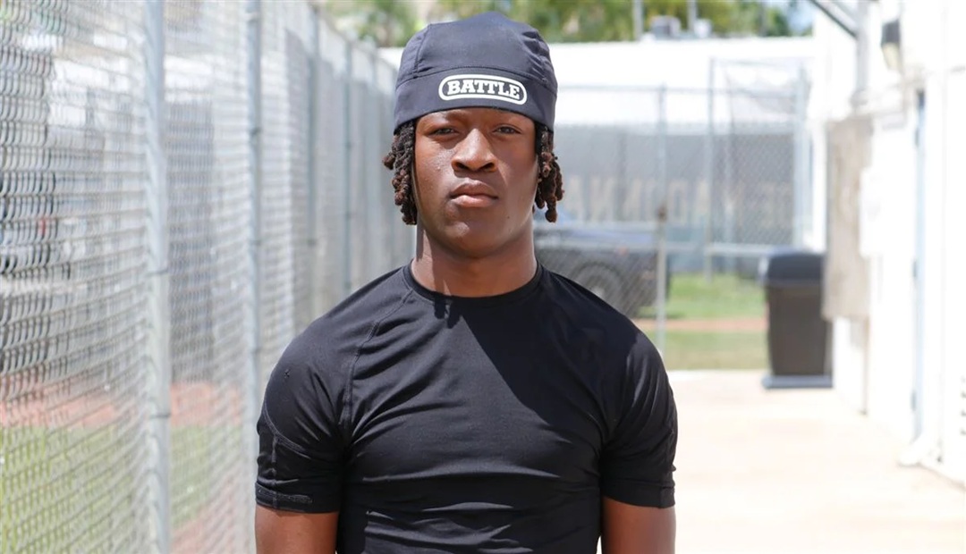 LawrenceBl83397's tweet photo. Miami-Dade, Broward Class of 2028 Prospects Get Some Early Recognition. https://t.co/YWUzzmiTt8
@amirsears1_ @ColumbusFtball @cchsballcoach @NEIMANLAWRENCE1 @ahspatfootball @D2Dperformance @karijohnson1_ @CBH_Football @HBFATHLETES @Nadeboyz @AdenJohnson_7 @PRIMETIME_AB17 https://t.co/qmf594c64g