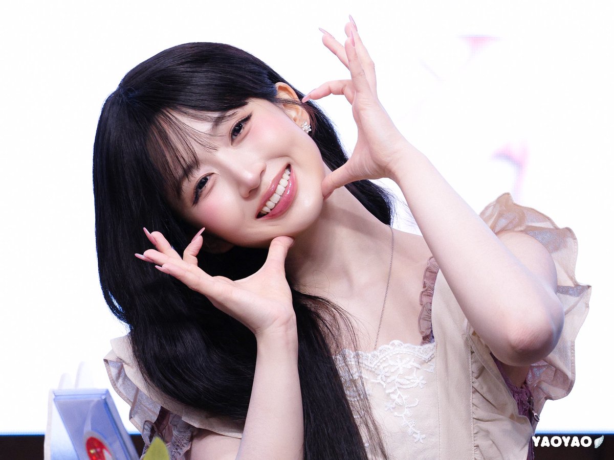 yaoyao tweet media