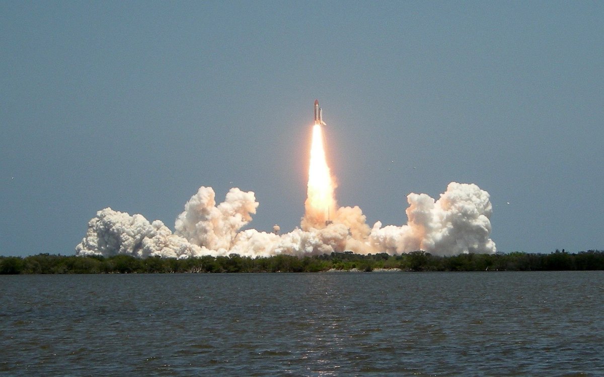 Astro_Cady's tweet photo. #OTD 5/14/2010: Launch of #spaceshuttle #Atlantis #STS132 - carrying Russia's Rassvet Mini-Research Module #MRM1 & more to the @Space_Station. Atlantis flew one more time on #STS135, the final flight of the #SpaceShuttle program.
@NASA @NASAKennedy #space #ISS https://t.co/otT9z0QTqe