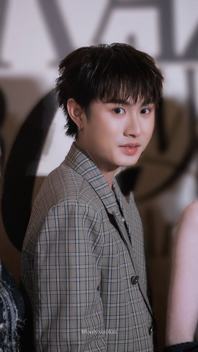 เสี่ยว ลูน tweet media