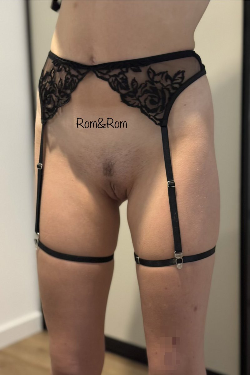 Rom & Rom tweet media