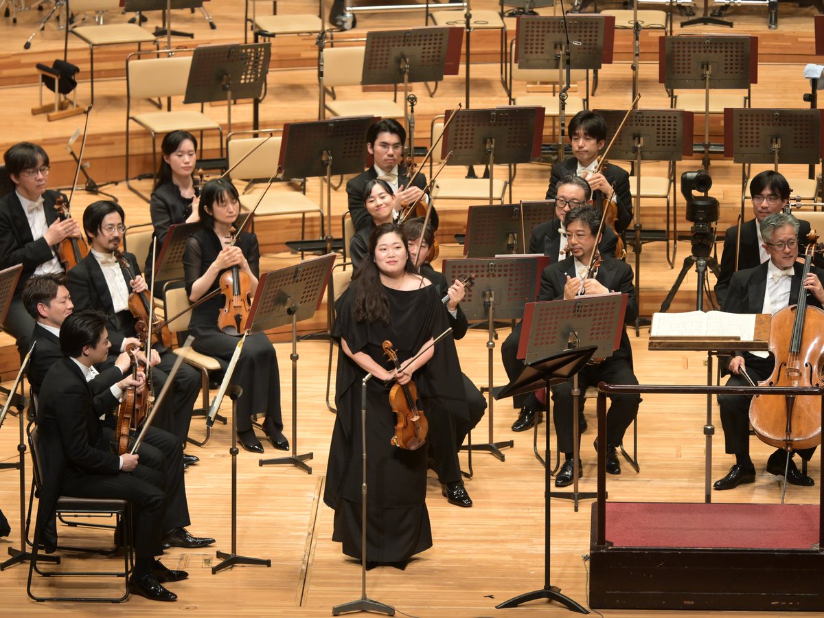 NHKSO_Tokyo's tweet photo. 【#N響 本日の #アンコール】
第2063回 定期公演 Bプログラム 1日目
2026年5月14日(木)
サントリーホール

#nhkso #SuyoenKim

バッハ／無伴奏ヴァイオリンソナタ 第2番 イ短調 BWV1003 ― 第3楽章「アンダンテ」

ヴァイオリン：#キム・スーヤン
 
[Today's Encore]
No. 2063 Subscription (Program B)
Thursday, May 14, 2026
Suntory Hall

Bach / Sonata No.2 for Solo Violin A Minor BWV1003 - 3rd mov. "Andante"

Violin: Suyoen Kim