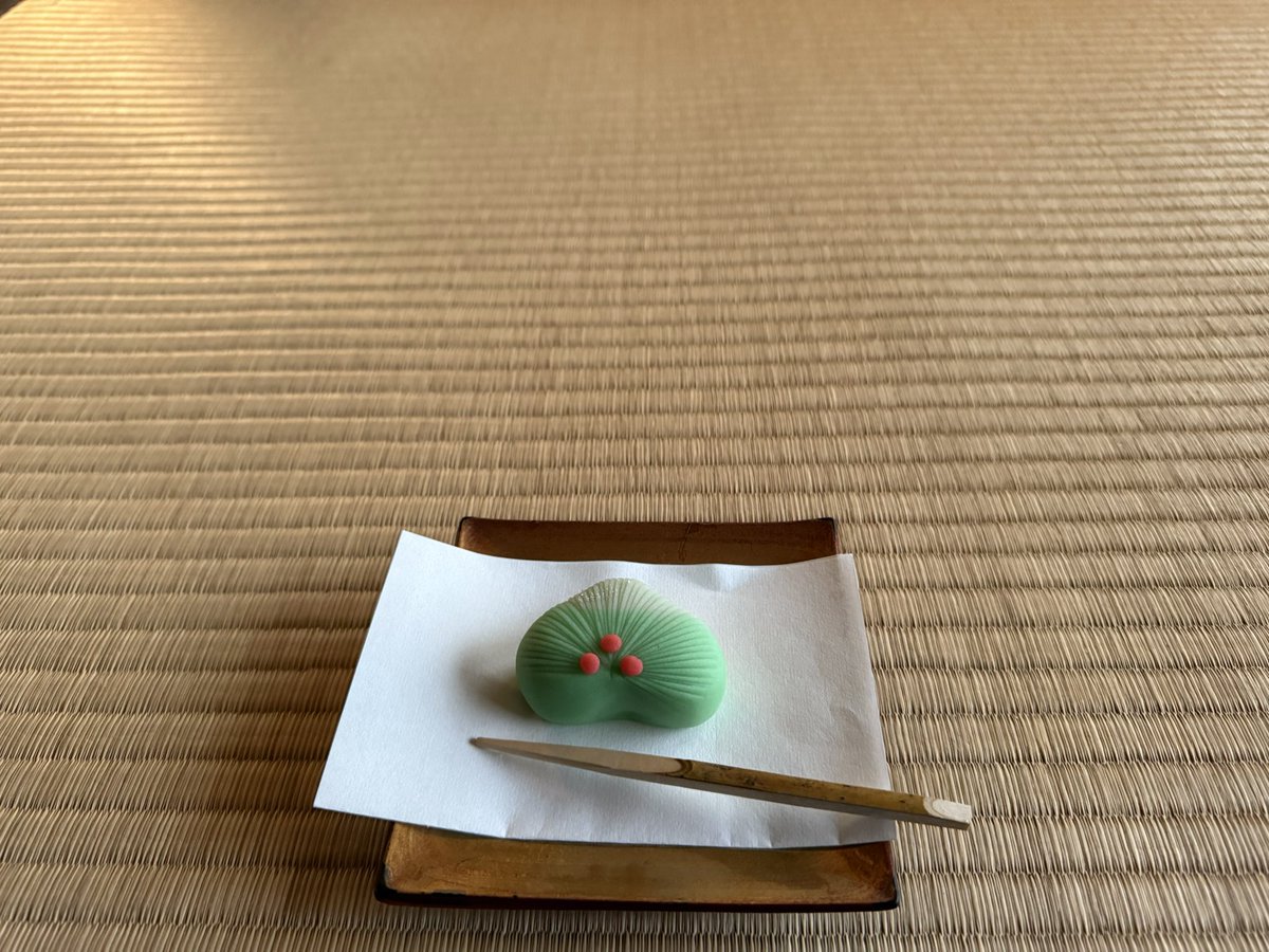 kiyapont's tweet photo. ちなみに和菓子は亭主と共に秀路軒を切り盛りしている方のオリジナル和菓子らしい　めっちゃ美味しかったです
#西方お前任せ https://t.co/8sLmGWVJnW