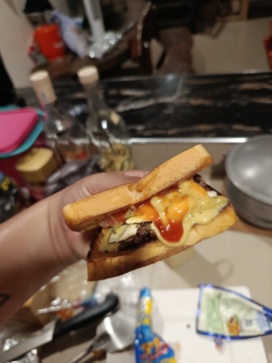 LeeMessen's tweet photo. Naa nasad ta ani pero lami man HAHAHHAHAHAHA https://t.co/0jTmujsTgA