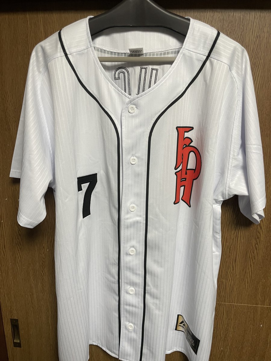 FDHユニフォームかあ…… ※ちなみにこれは前回販売したものに背ネームと