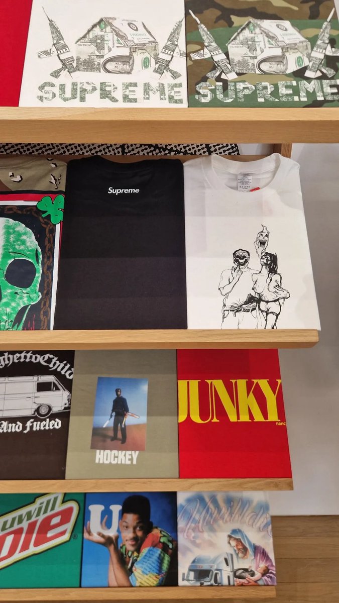Supreme Week 12 In-Store 📸