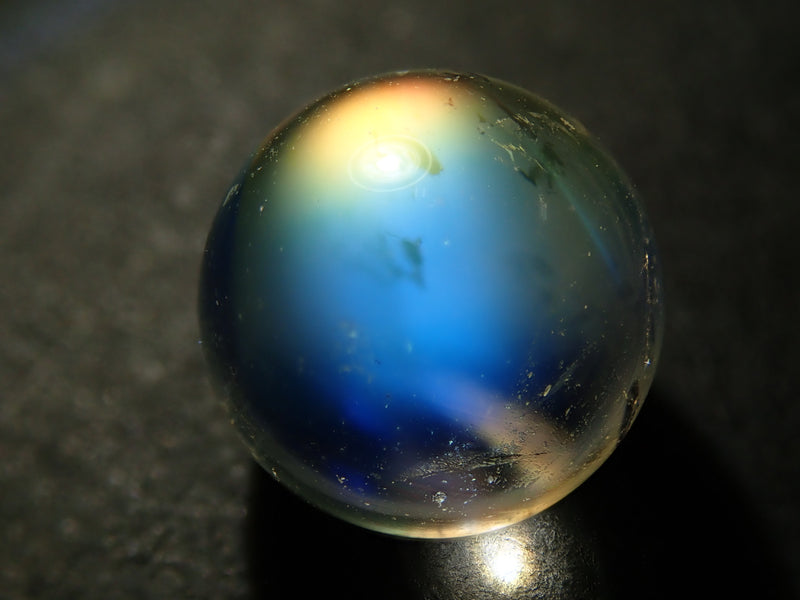 新品❗️ 水晶玉　アラゴナイト 虹を水晶玉の中に永遠に閉じ込める」 現実には不可能ですが、まさに