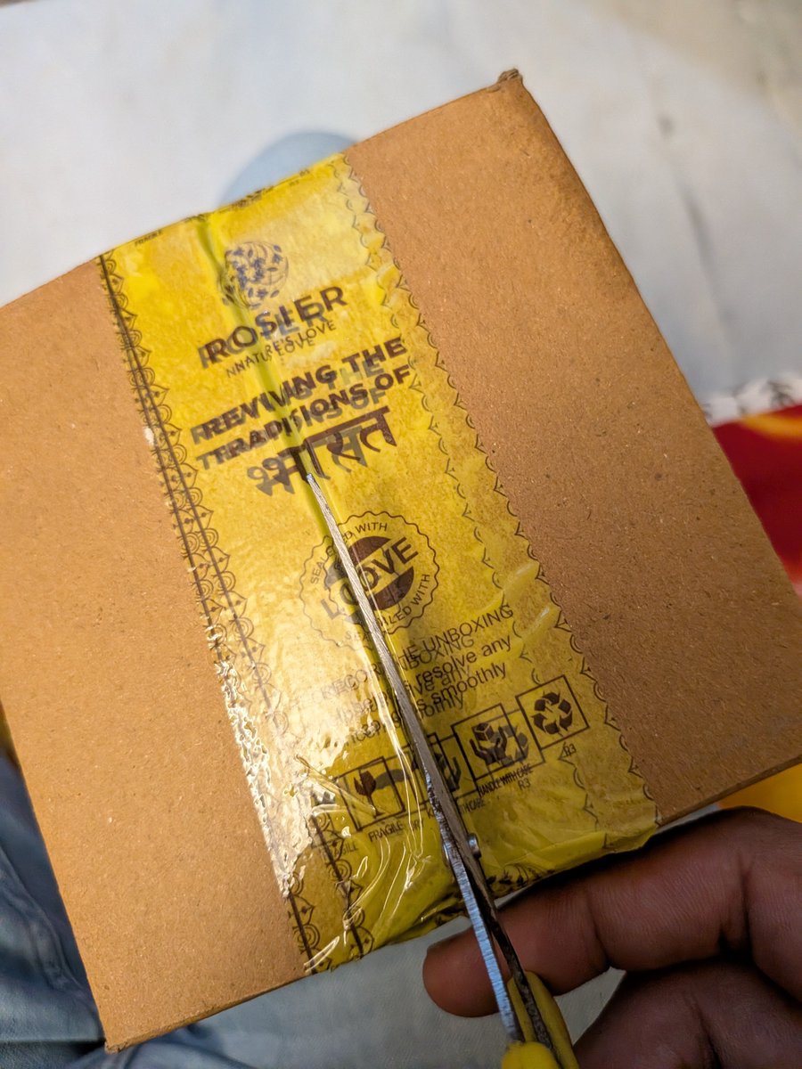 0xBalbir's tweet photo. Bhai love the message but can you put it on the box instead of tap, i don't want to cut it. 
@flyingbeast320 https://t.co/2RG2QoarQl
