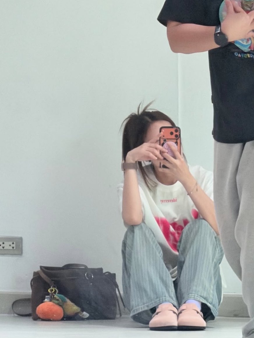 mmintt tweet media