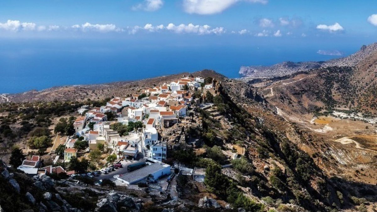 RXRqdEgogik2Z9P's tweet photo. Ο δήμος Νισύρου χορήγησε επίδομα στέγασης και σίτισης σε 13 εκπαιδευτικούς (αναπληρωτές) όλων των βαθμίδων που υπηρετούν στη Νίσυρο!
Το ποσό αυτό αντιστοιχεί σε 200 ευρώ μηνιαίως για κάθε (κακοπληρωμένο από την Κυβέρνηση) εκπαιδευτικό!!!

Πολλά μπράβο στον δήμαρχο Χ. Κορωναίο!!! https://t.co/VgM0lr31Lg