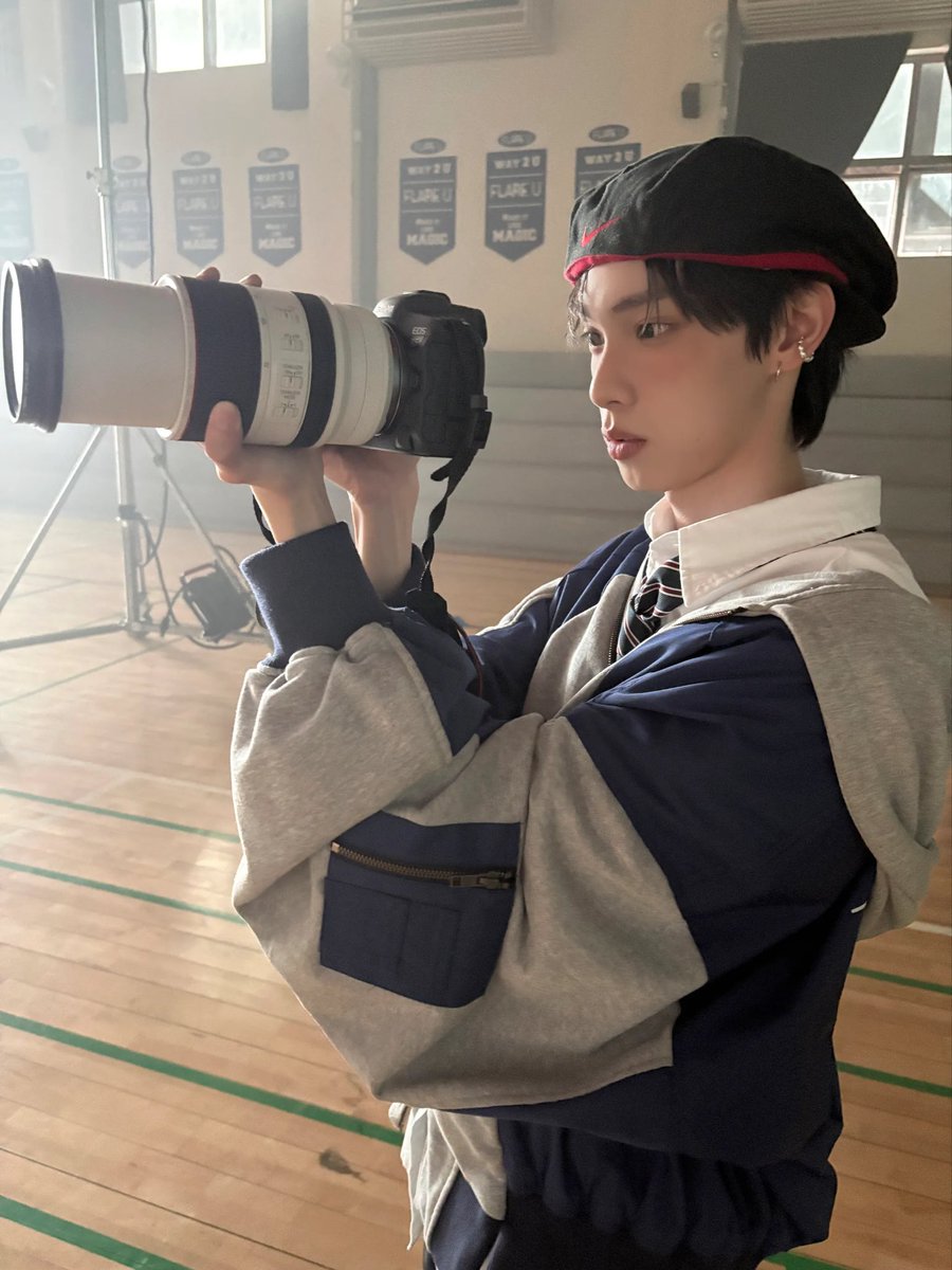 룽 tweet media