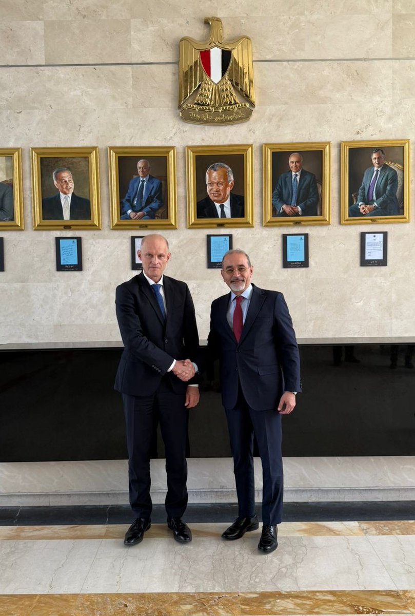 PLinEgypt's tweet photo. 🇵🇱🇪🇬Wiceminister Wojciech Zajączkowski podczas wizyty w Kairze rozmawiał o dalszym rozwoju relacji polsko-egipskich, m. in. w obszarach gospodarki, transportu, nowych technologii, AI i współpracy obronnej. Ważnym elementem wizyty było także Polsko-Egipskie Forum Biznesowe. https://t.co/Ht4aRnASIz