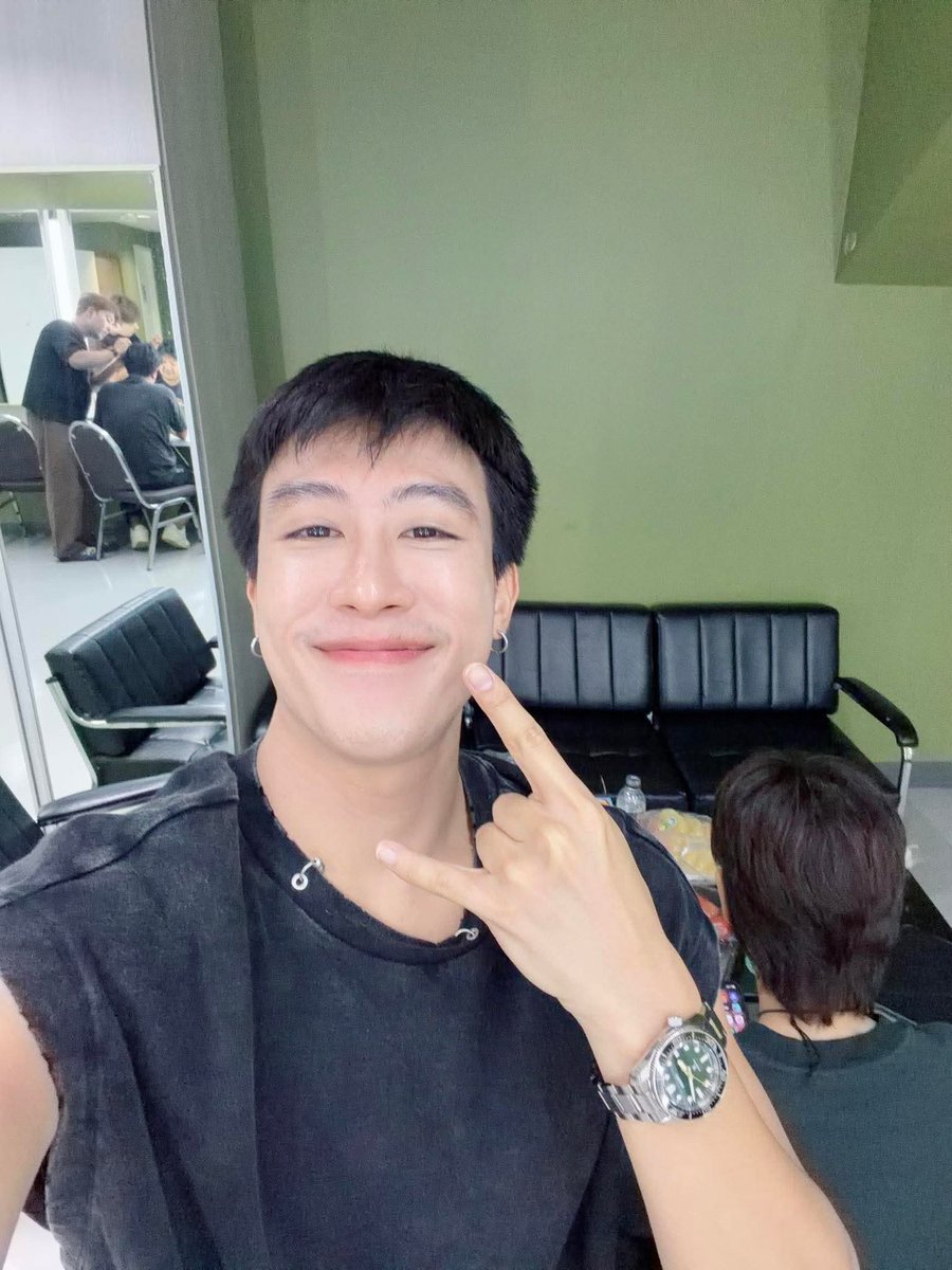 หลงรับมง tweet media