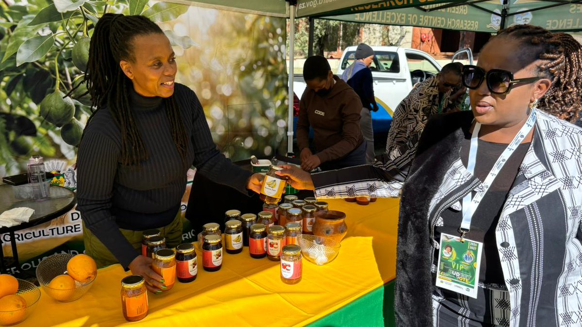 Phalaphala FM tweet media