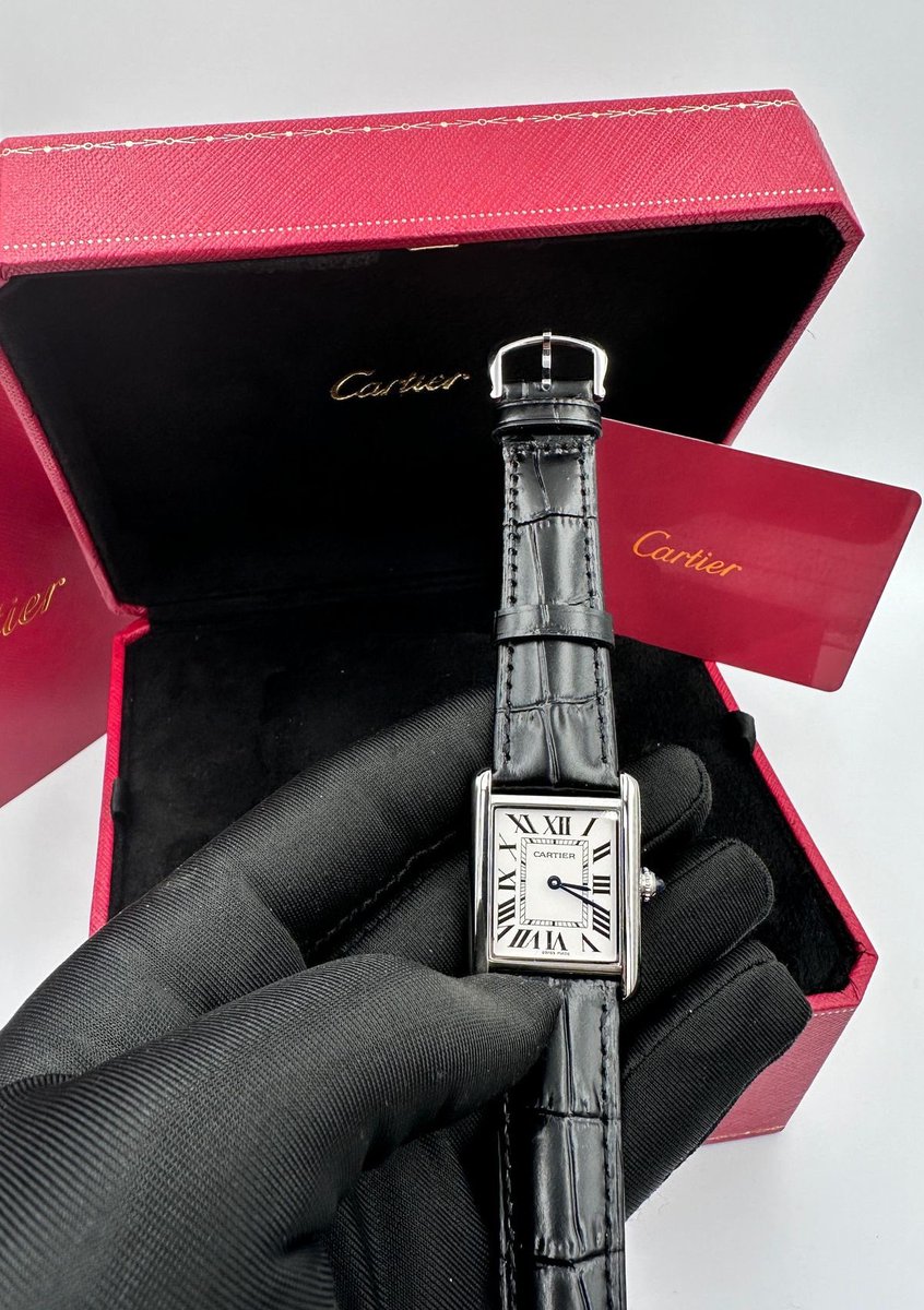 umarwatchplug's tweet photo. Don’t miss out—limited stock available!
We go vintage with our Cartier leather straps 
At only 120k
Call/ WhatsApp: 0705487701 https://t.co/cTPxwCzrJI