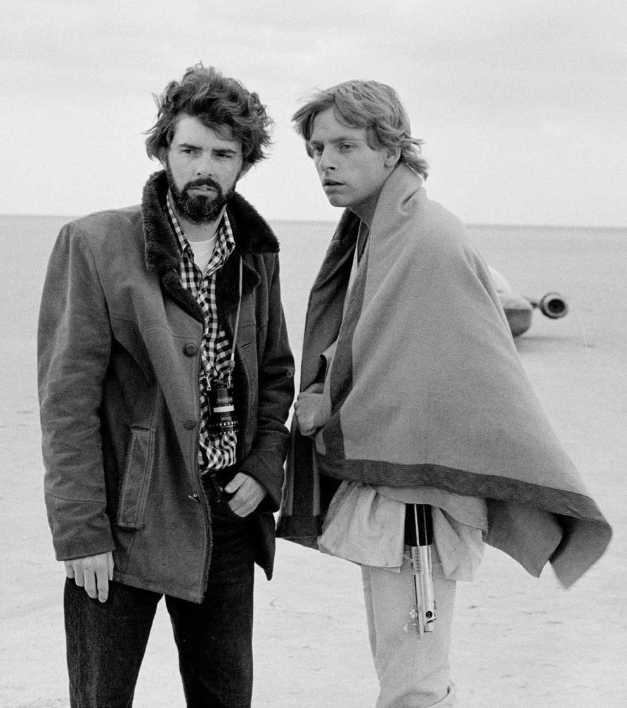 dailypop__'s tweet photo. Joyeux anniversaire à la légende George Lucas qui fête ses 82 ans 💫 https://t.co/qblRpiTxvU