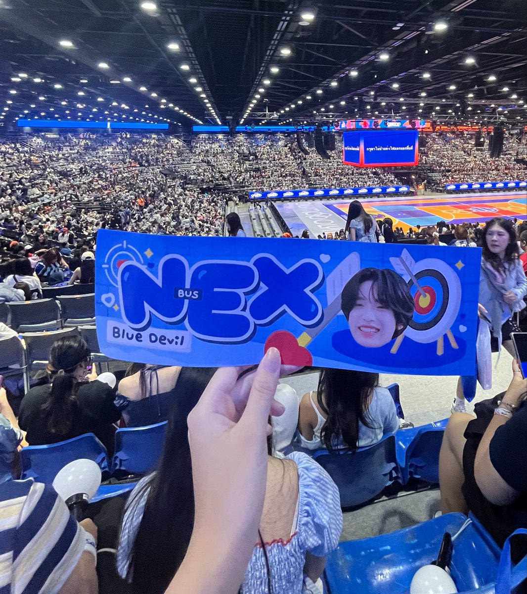 เป๋ง 𖤐꒦ tweet media